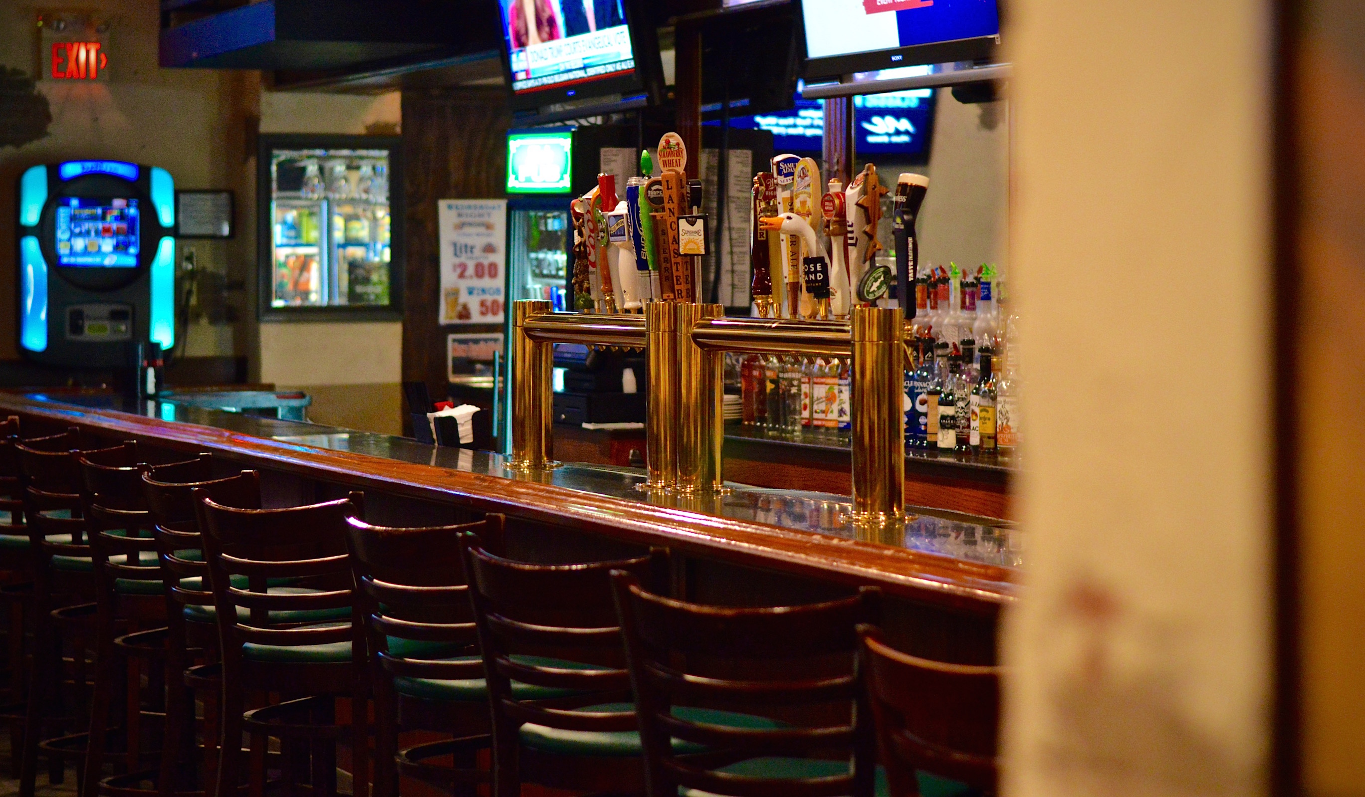 Zia's Pub in Lancaster PA Full Bar & 20 Beers on Tap